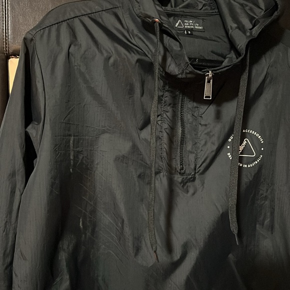 Follow Outer Shell Windbreaker - Picture 4 of 7